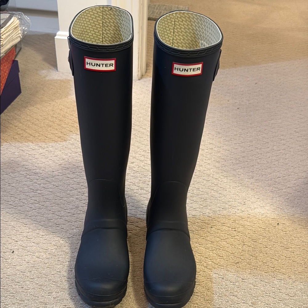 Hunter Black Women's Rain Boots